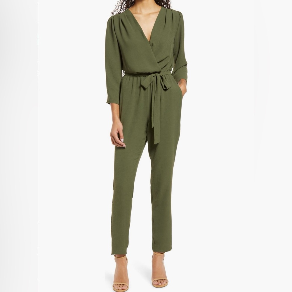 Fraiche by J Long Sleeve Belted
Jumpsuit
